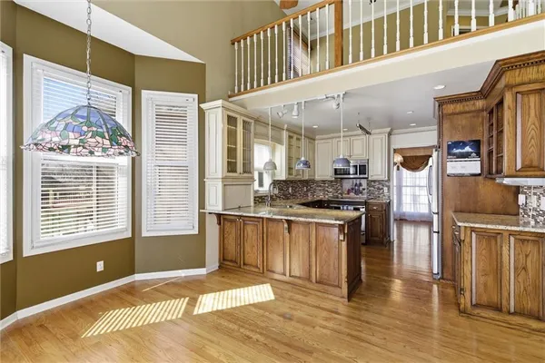 $487,999 | 1033 Oxford Court, Leavenworth, KS 66048