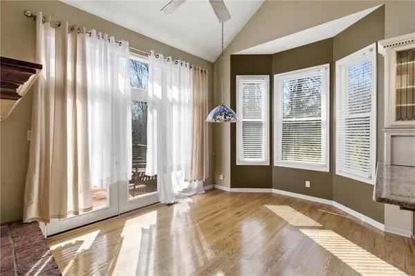 $487,999 | 1033 Oxford Court, Leavenworth, KS 66048