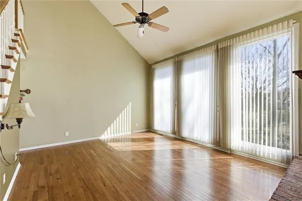 $487,999 | 1033 Oxford Court, Leavenworth, KS 66048