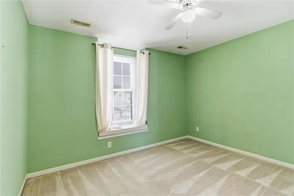 $487,999 | 1033 Oxford Court, Leavenworth, KS 66048