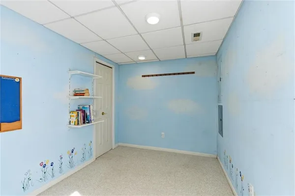 $487,999 | 1033 Oxford Court, Leavenworth, KS 66048