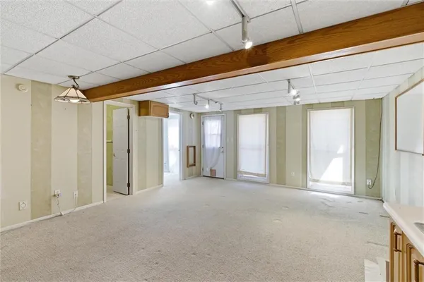 $487,999 | 1033 Oxford Court, Leavenworth, KS 66048