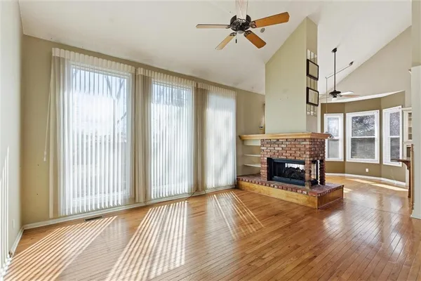 $487,999 | 1033 Oxford Court, Leavenworth, KS 66048