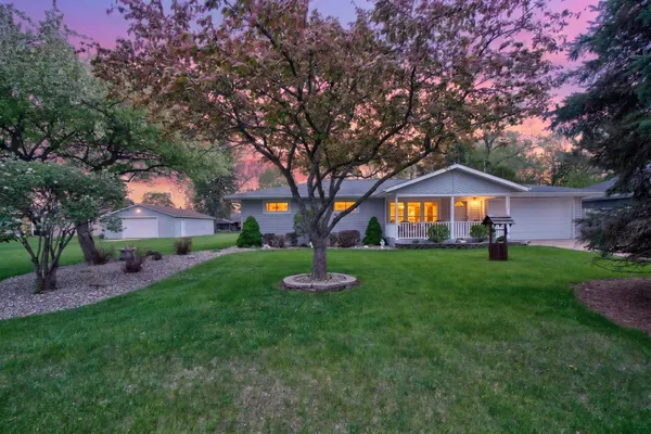 $299,900 | 4929 Martha Drive, Jackson, MI 49201