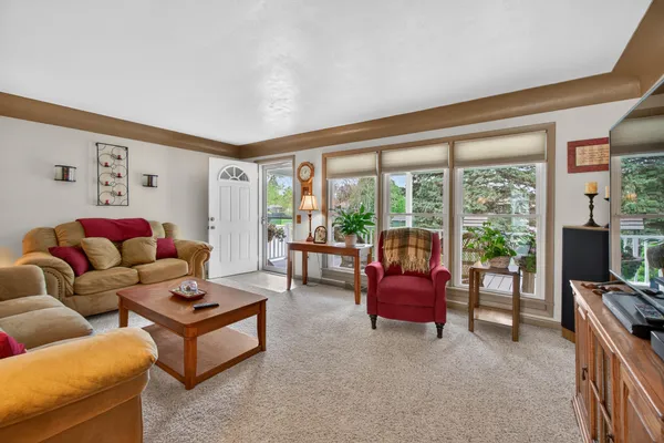 $299,900 | 4929 Martha Drive, Jackson, MI 49201