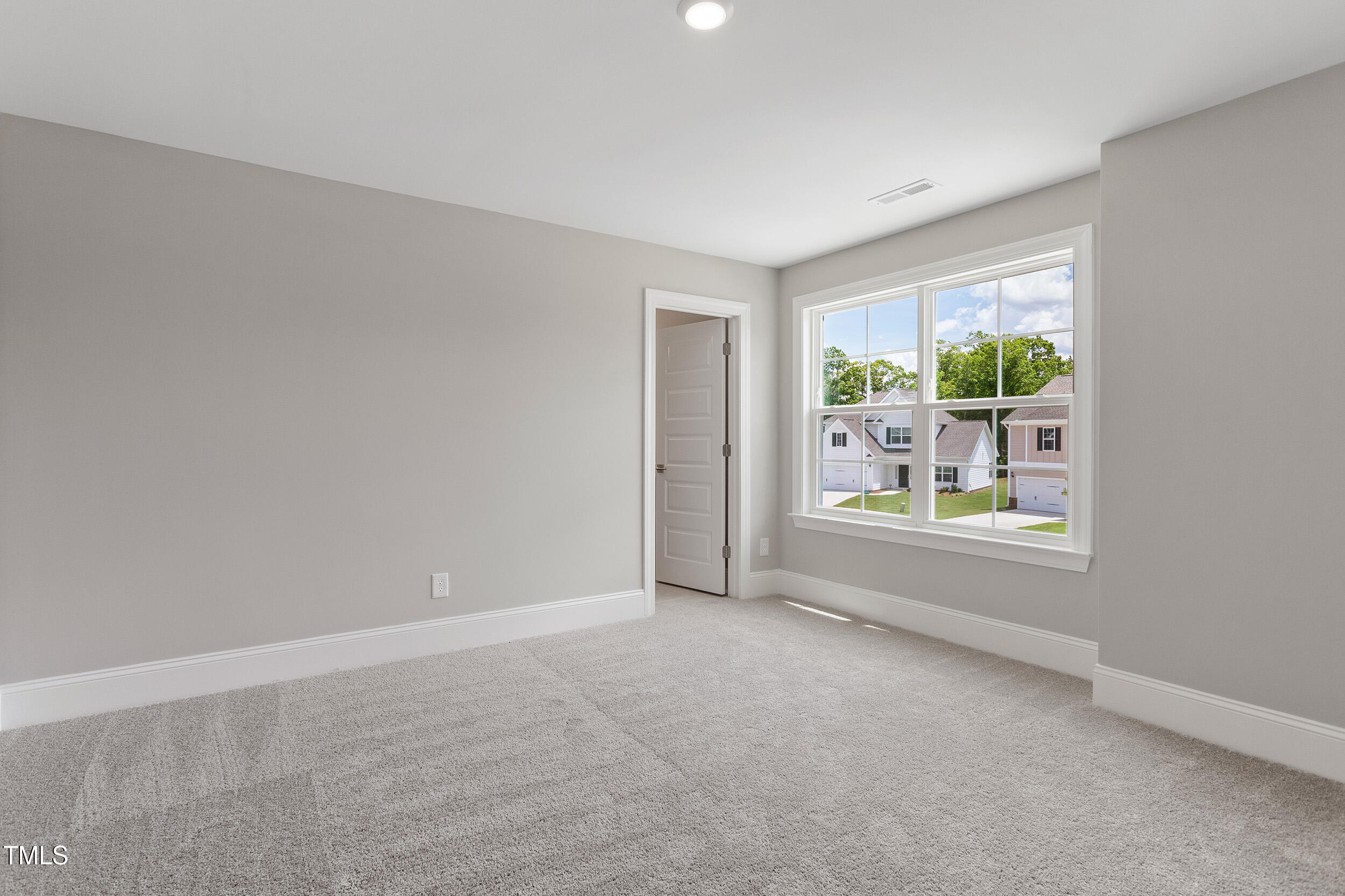120 Berry Ml Lane, Unit 129 Raleigh, NC 27603 - Photo 28 of 40 FMWeb27