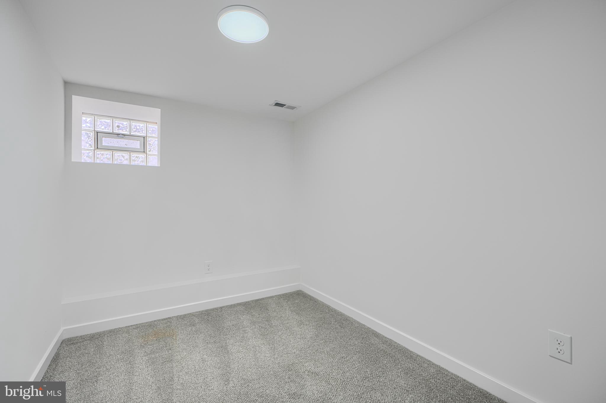 3410 Pinkney Road Baltimore, MD 21215 - Photo 37 of 55 a view of an empty room