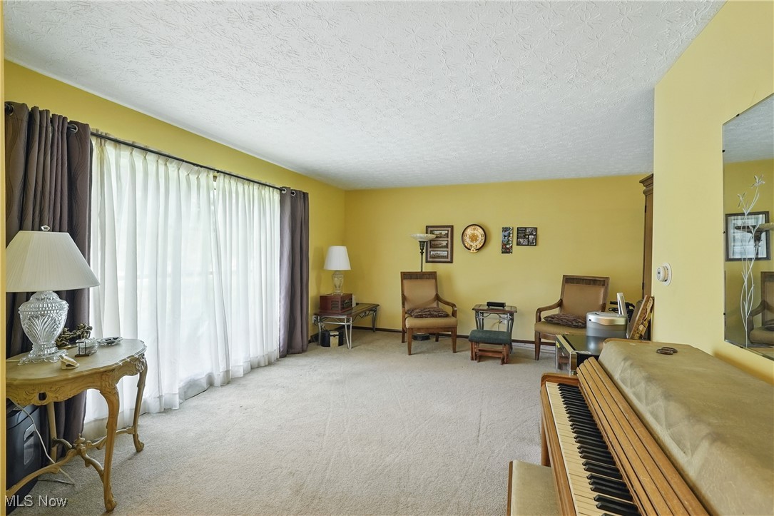 7265 Kingsview Road Northfield, OH 44067 - Photo 7 of 48 Gallery Image 7