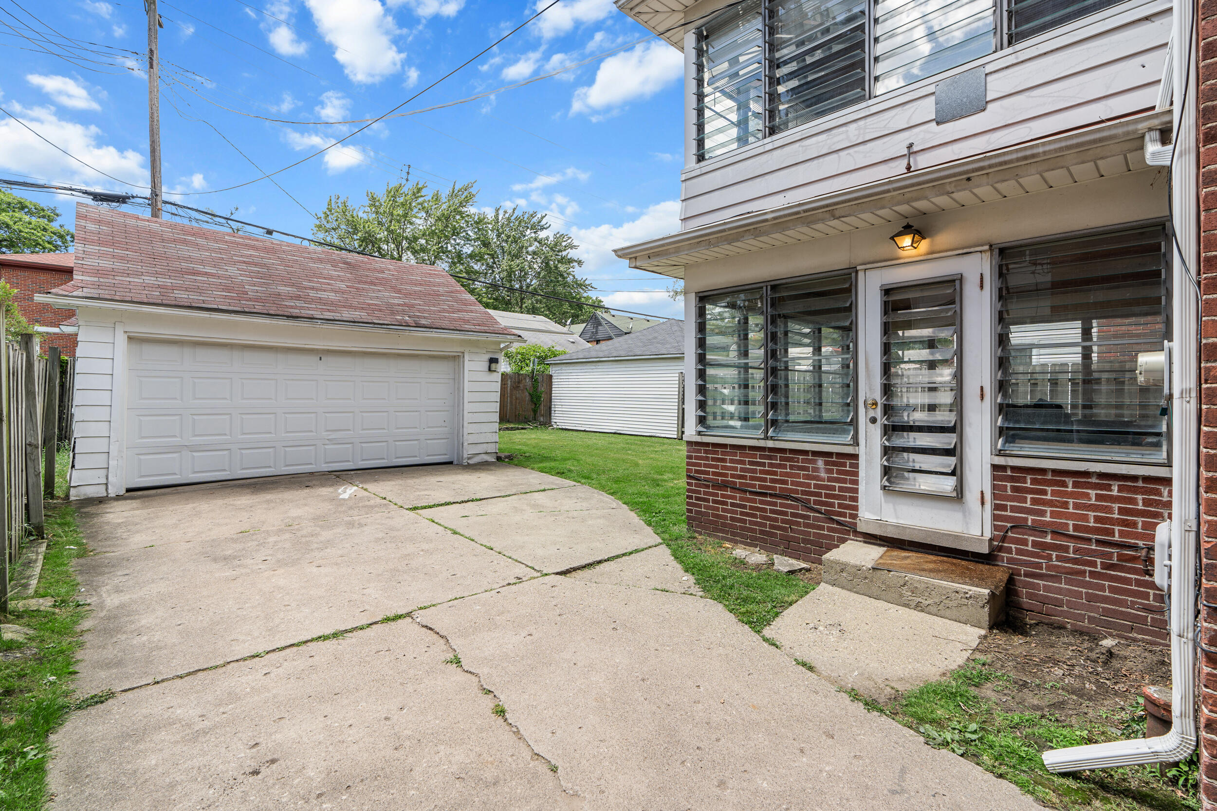 20169 Stratford Road Detroit, MI 48221 - Photo 5 of 35 40_dsc04115