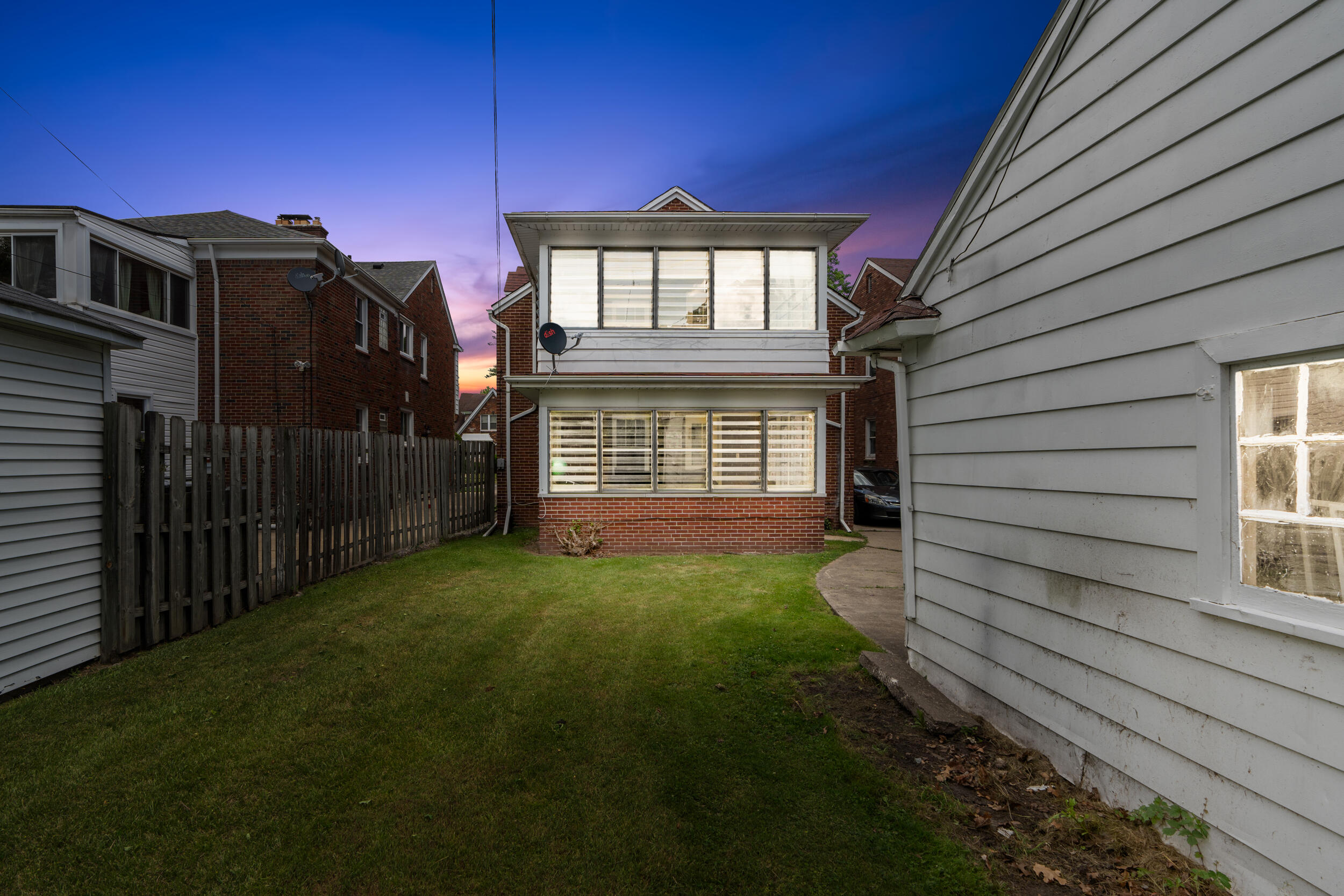20169 Stratford Road Detroit, MI 48221 - Photo 6 of 35 42_dsc04123_