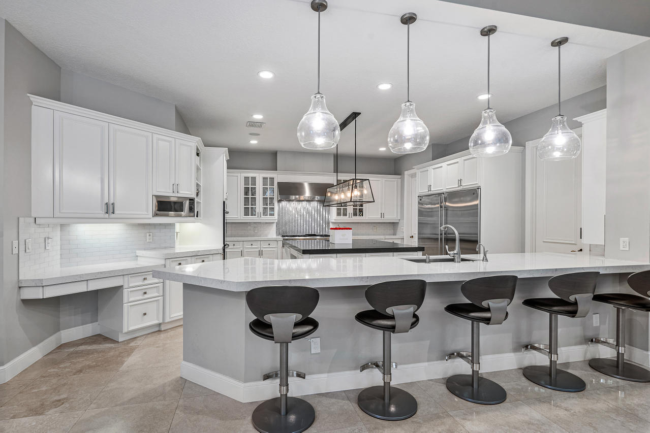 3715 Kings Way Boca Raton, FL 33434 - Photo 21 of 70 Kitchen