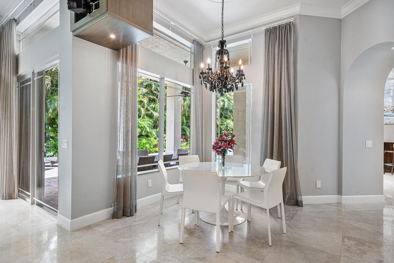 3715 Kings Way Boca Raton, FL 33434 - Photo 22 of 70 Breakfast Area