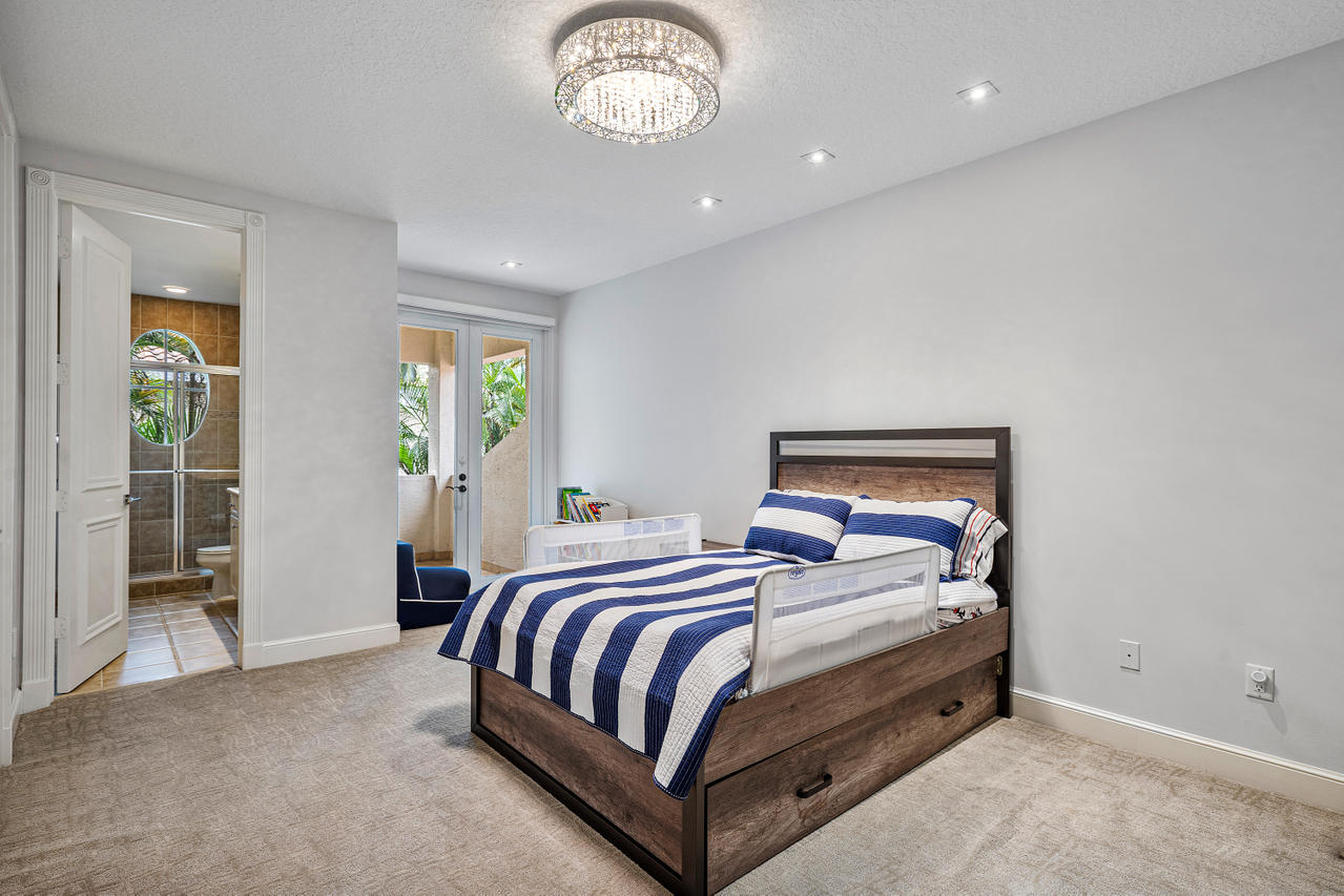 3715 Kings Way Boca Raton, FL 33434 - Photo 40 of 70 Bedroom