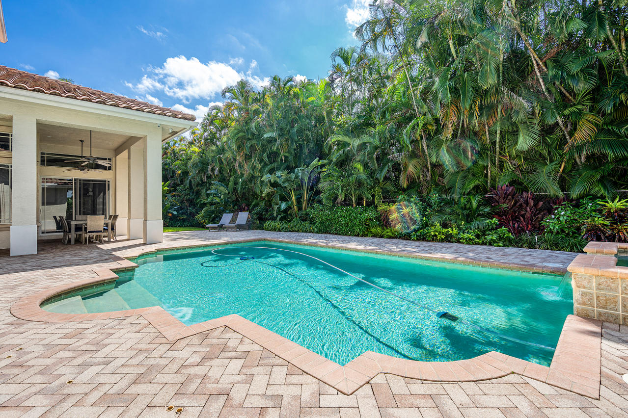 3715 Kings Way Boca Raton, FL 33434 - Photo 48 of 70 Pool/Patio