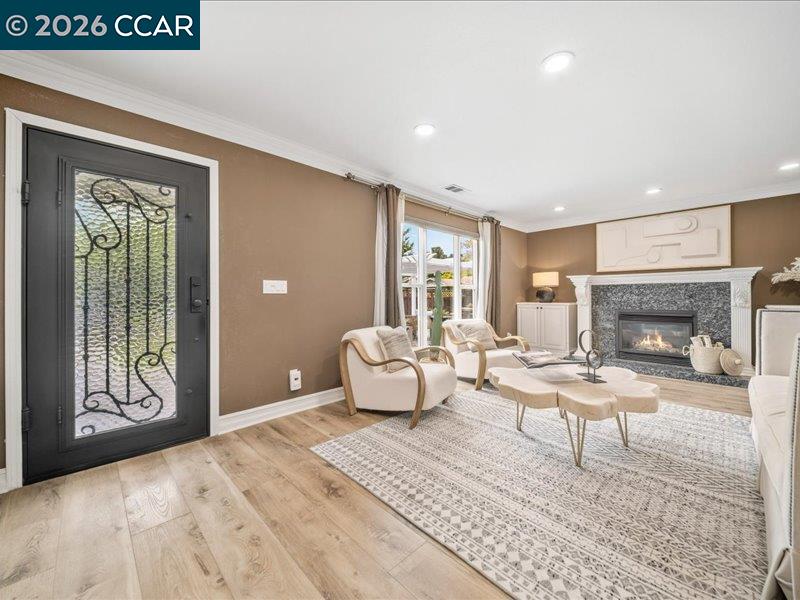 400 Fernando Court San Ramon, CA 94583 - Photo 4 of 38 a living room with furniture and a fireplace