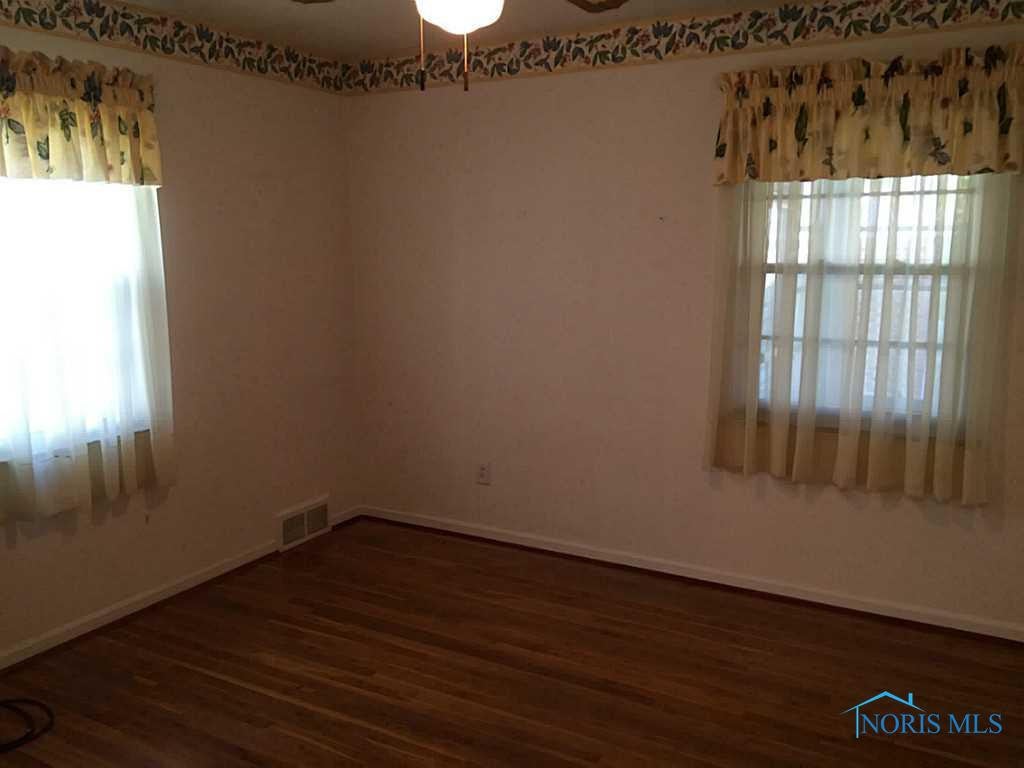 3628 Harley Road Toledo, OH 43613 - Photo 9 of 20 Master Bedroom.
