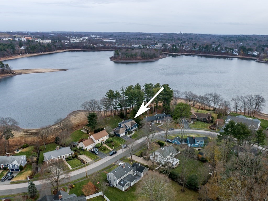 128 Locksley Road Lynnfield, MA 01940 - Photo 35 of 38 an aerial view of a city and lake view