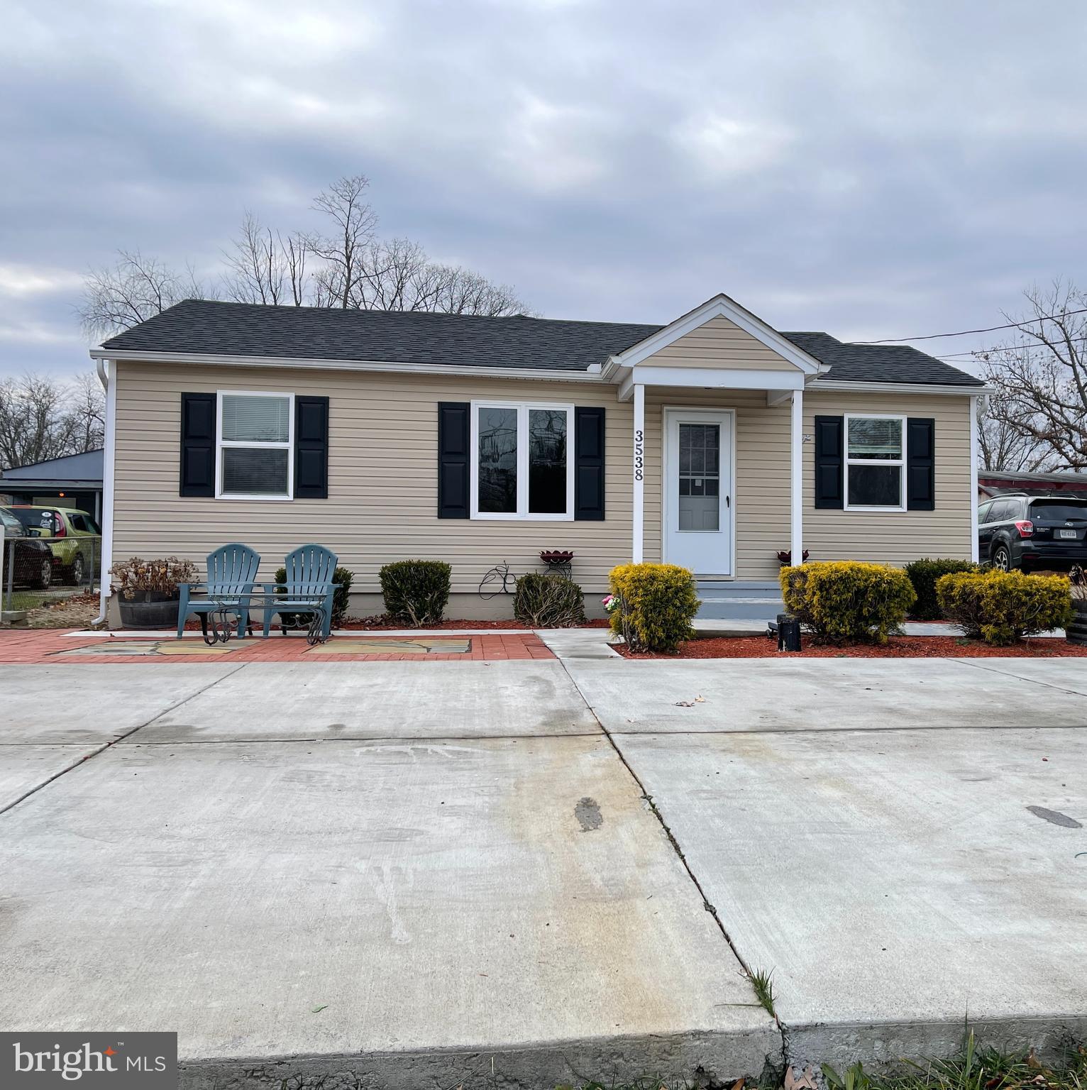 3538 Papermill Road Winchester, VA 22602 - Photo 3 of 42 Gallery Image 3