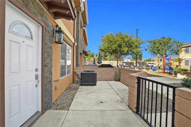 a view of a corridor