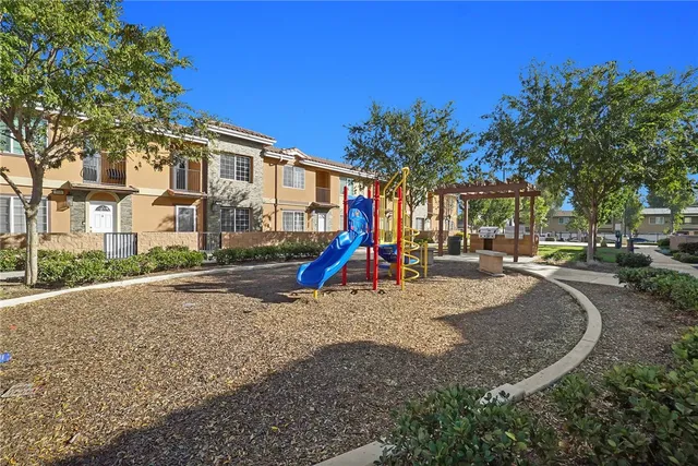 $3,300 | 16408 Valencia Avenue, Unit 412, Fontana, CA 92335