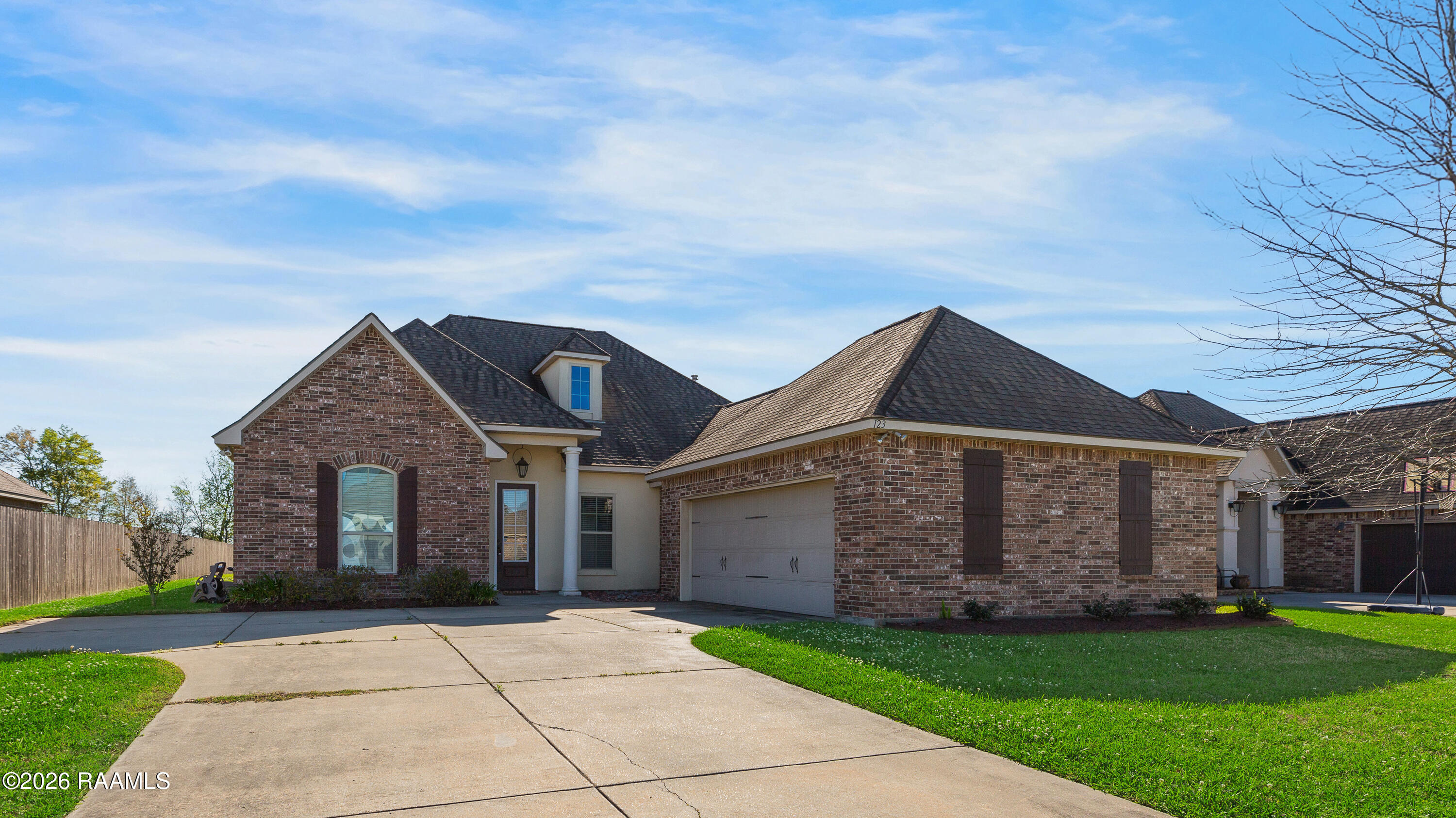123 Chemet Road Youngsville, LA 70592 - Photo 3 of 27 123 Chemet Youngsville-1