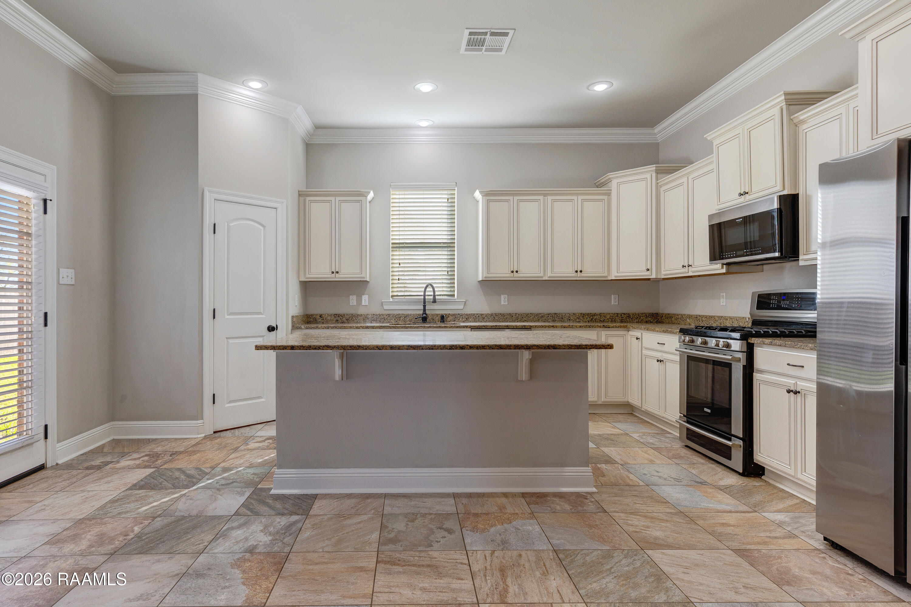 123 Chemet Road Youngsville, LA 70592 - Photo 8 of 27 123 Chemet Youngsville-9