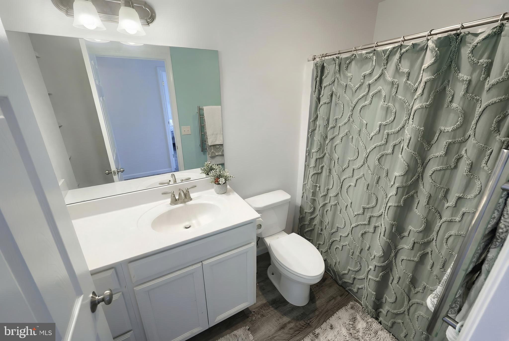 31 Winslow Ct. Gettysburg, PA 17325 - Photo 18 of 45 a bathroom with a sink toilet and shower