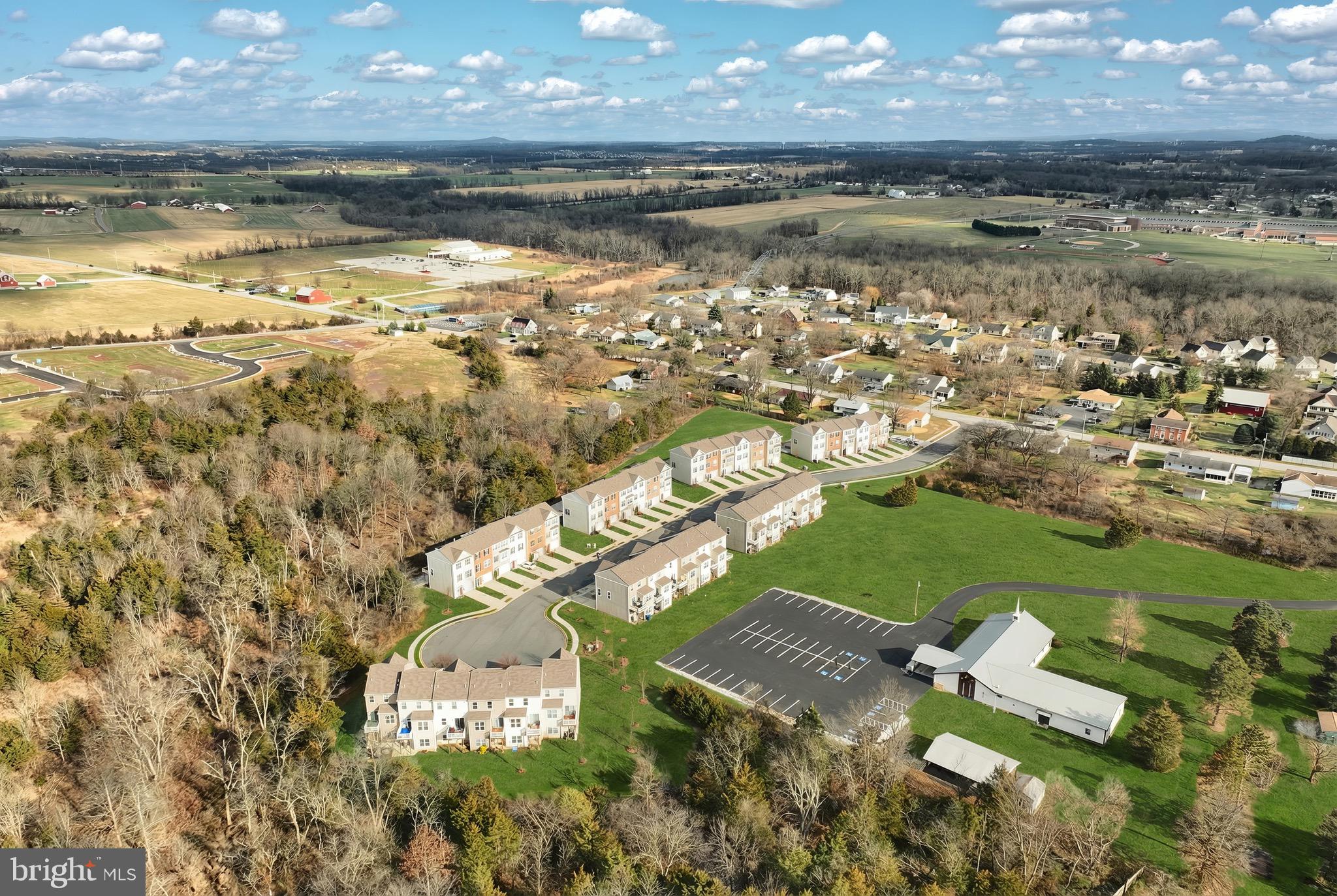 31 Winslow Ct. Gettysburg, PA 17325 - Photo 28 of 45 a view of a city with an ocean