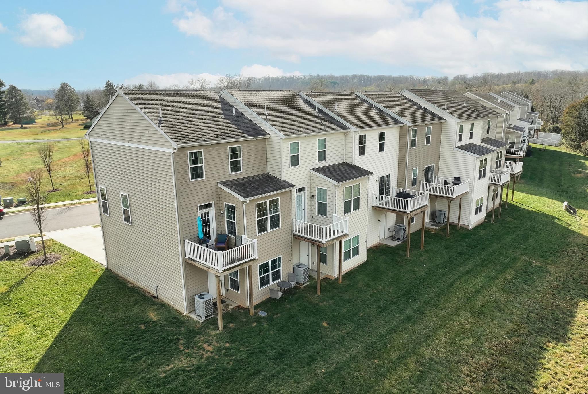 31 Winslow Ct. Gettysburg, PA 17325 - Photo 33 of 45 a aerial view of a house with a yard
