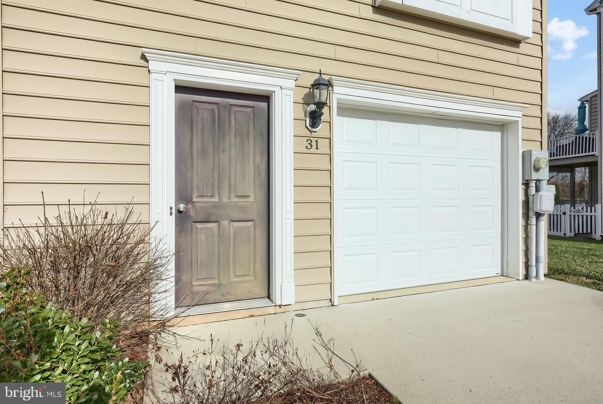 31 Winslow Ct. Gettysburg, PA 17325 - Photo 37 of 45 a front view of a house