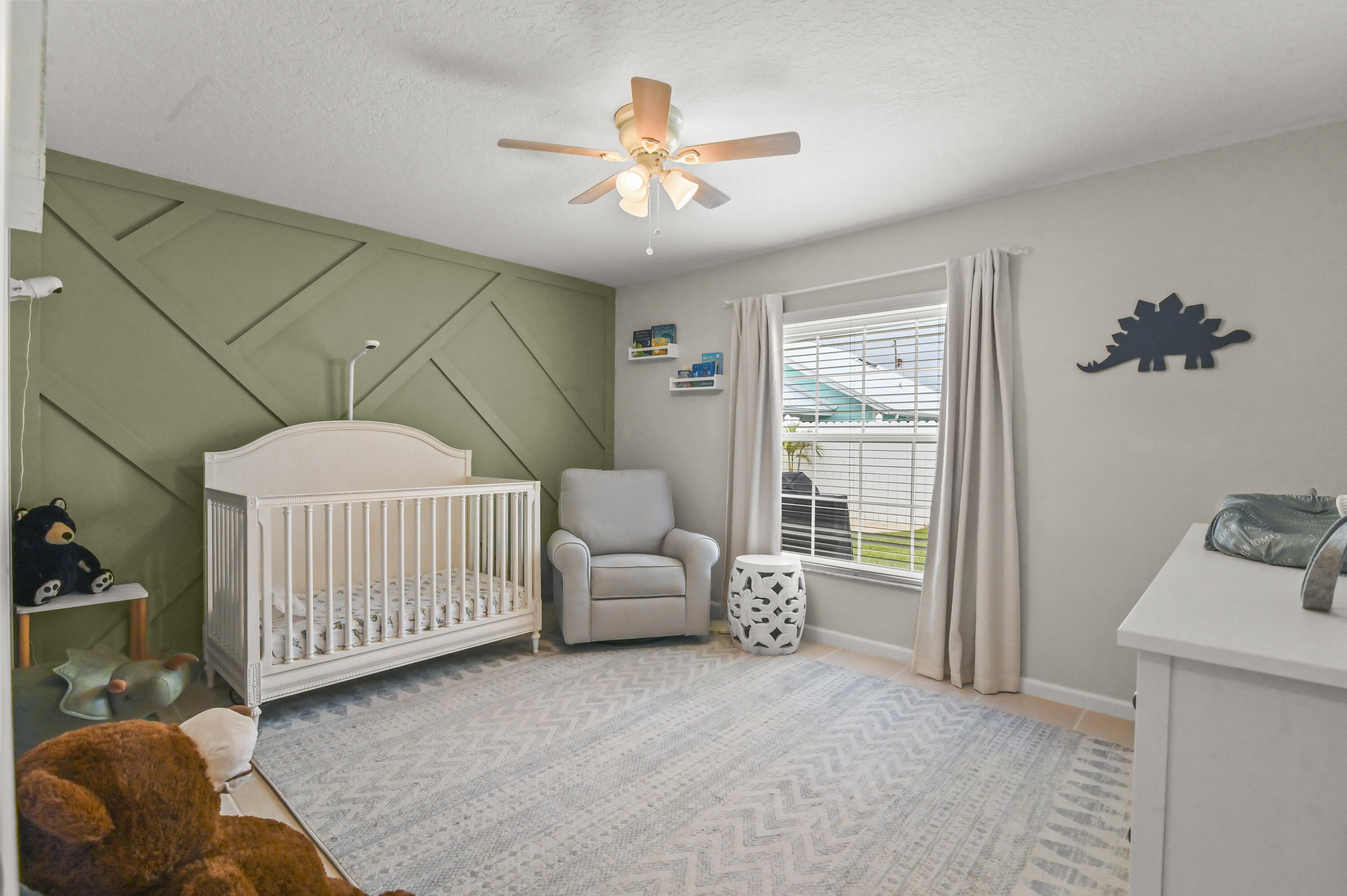 6319 Foster Street Jupiter, FL 33458 - Photo 15 of 24 24 Bedroom 01