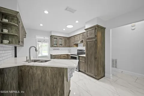 $525,000 | 11728 Loretto Woods Court, Jacksonville, FL 32223