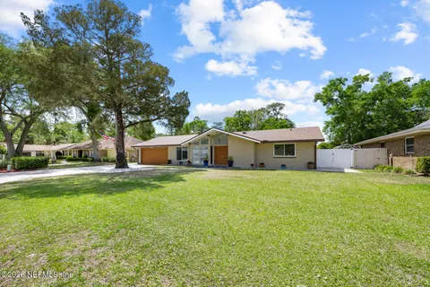 $525,000 | 11728 Loretto Woods Court, Jacksonville, FL 32223