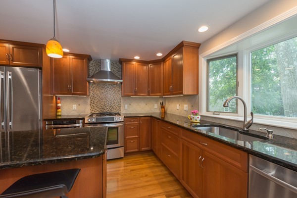 66 Melvin Road Arlington, MA 02474 - Photo 11 of 30 Gallery Image 11