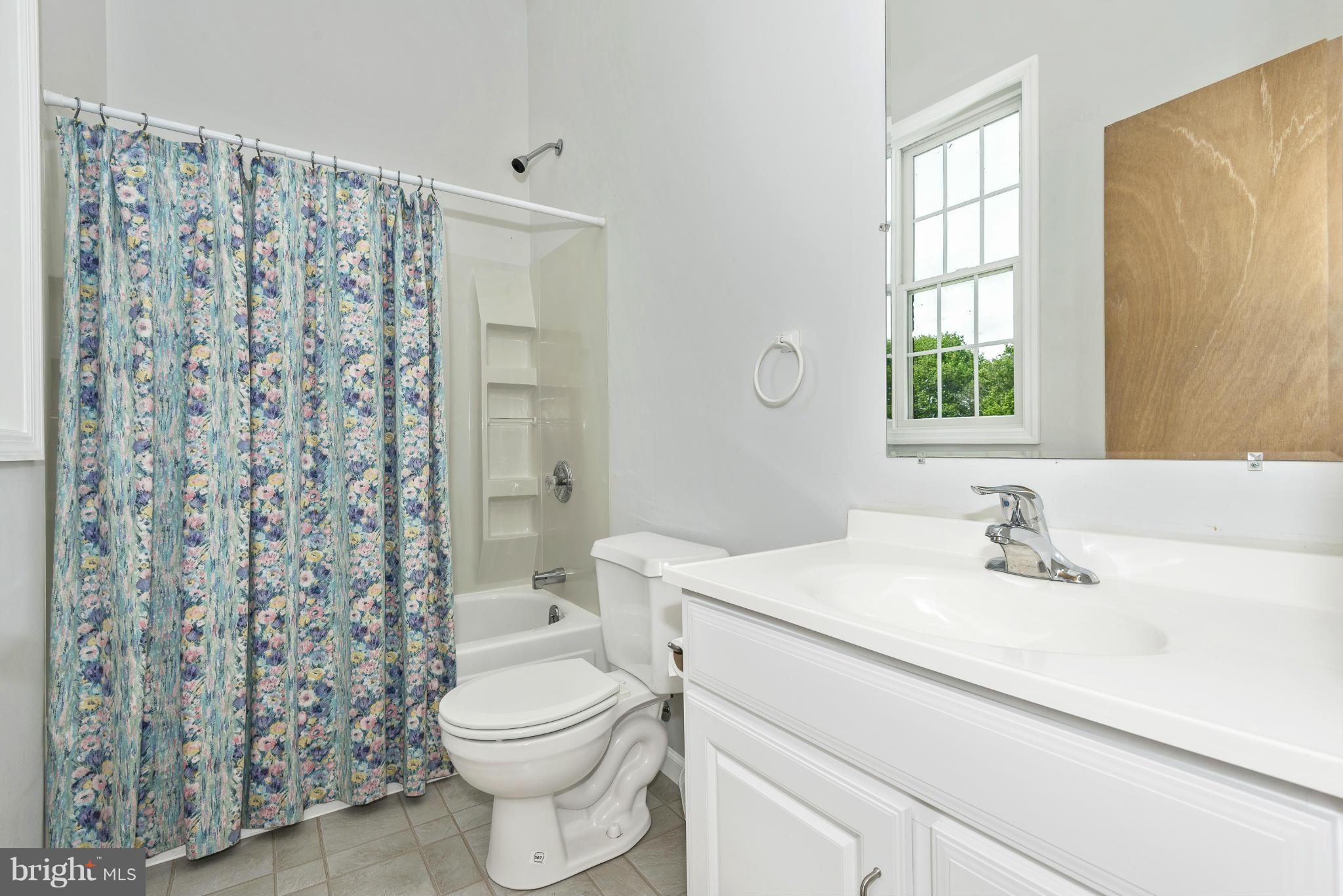 14014 Poplar Grove Road Hagerstown, MD 21742 - Photo 19 of 30 3 Bedrooms have private Baths