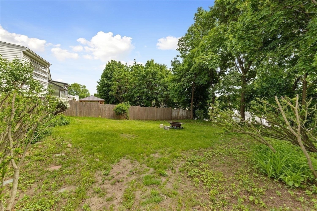 36 Ripley Road Medford, MA 02155 - Photo 25 of 35