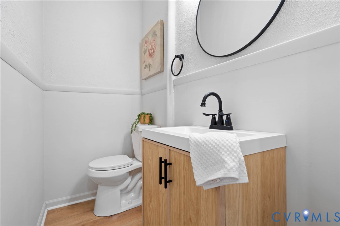3122 Comet Road Henrico, VA 23294 - Photo 17 of 47 Powder Room