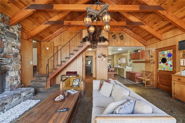 a view of entryway livingroom and hall