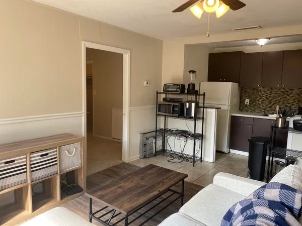 $850 | 2241 West Pensacola Street, Unit 56, Tallahassee, FL 32304