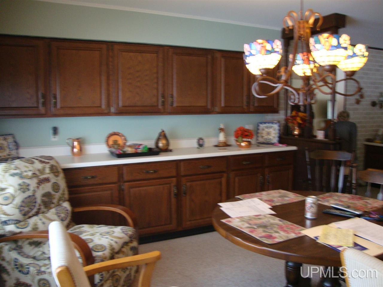 401 8th Street Calumet, MI 49913 - Photo 8 of 36
