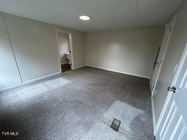 $189,000 | 140 Midway Circle, Midway, TN 37809