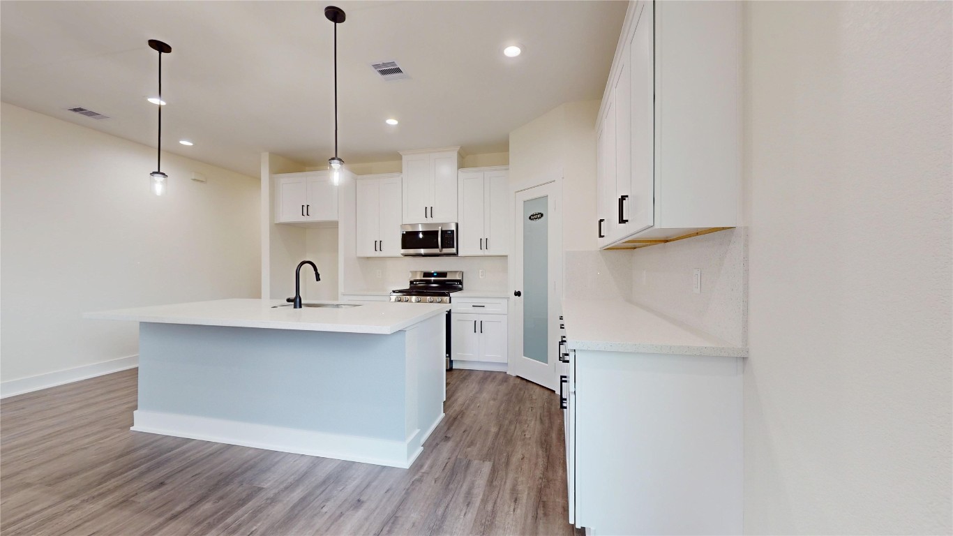 5119 Selinsky Road Houston, TX 77048 - Photo 24 of 45