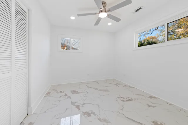 $204,900 | 16125 Trumbull Avenue, Markham, IL 60428