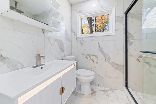 $204,900 | 16125 Trumbull Avenue, Markham, IL 60428