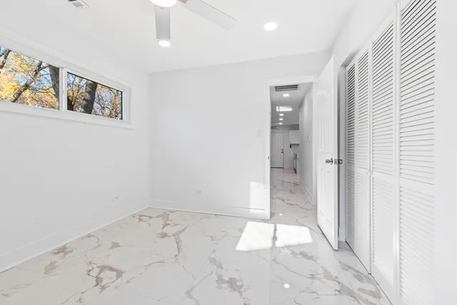 $204,900 | 16125 Trumbull Avenue, Markham, IL 60428