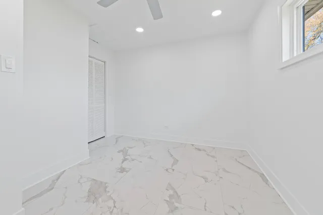 $204,900 | 16125 Trumbull Avenue, Markham, IL 60428