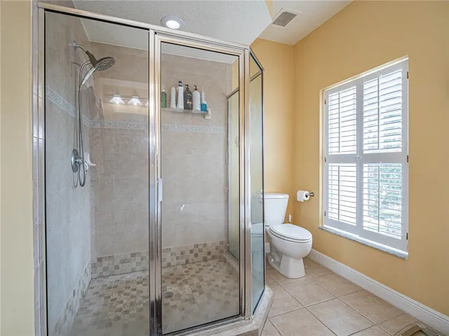 $265,000 | 1700 42nd Square, Unit 101, Vero Beach, FL 32960