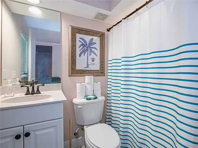 $265,000 | 1700 42nd Square, Unit 101, Vero Beach, FL 32960