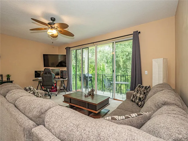 $265,000 | 1700 42nd Square, Unit 101, Vero Beach, FL 32960