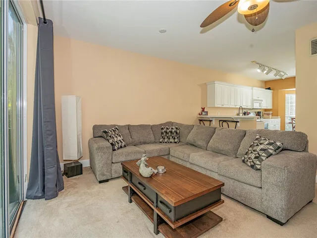 $265,000 | 1700 42nd Square, Unit 101, Vero Beach, FL 32960